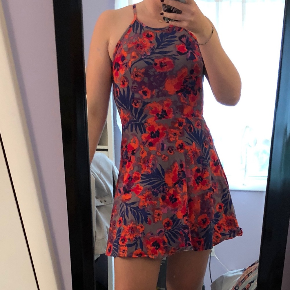 Good as new floral halter sun dress!